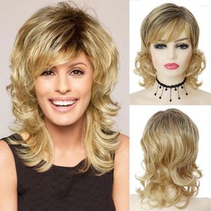 Perruques synthétiques GNIMEGIL avec frange pour femmes cheveux bouclés de longueur moyenne Cosplay maman perruque naturelle en couches élégante Blonde