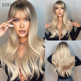 Synthetische pruiken Henry Margu Lang Golvend met Bang Ombre Bruin Blonde Natuurlijk Haar voor Dames Cosplay Party Hittebestendige Pruik