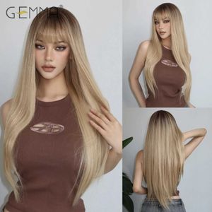 Synthetische pruiken Lichtblond Ombre Synthetische pruik met pony voor dames Blond Lang recht Cosplay Dagelijks gebruik Pruiken Hittebestendig Natuurlijk haar 240328 240327