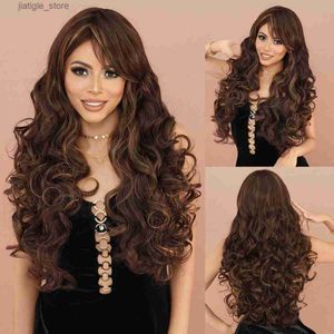 Perruques synthétiques Namm Brun rouge perruque à cheveux bouclés Long Curly pour femme Cosplay Natural Wigs synthétique avec perruque Bangs Y240401