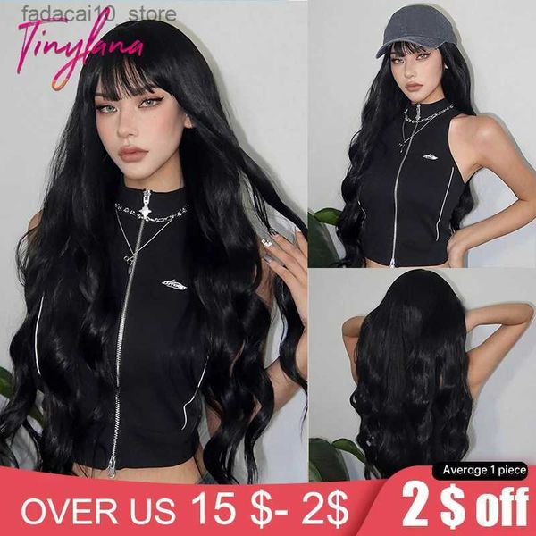 Pelucas sintéticas Pelucas sintéticas onduladas largas rizadas negras naturales con flequillo para mujeres blancas Onda del cuerpo Cosplay oscuro Peluca de pelo lolita resistente al calor Q240115