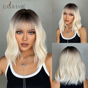 Perruques Synthétiques Ombre Brun Blond Court Ondulé Bob Perruque pour Femmes avec Bangs Body Wave Cosplay Lolita Cheveux Naturels Résistant À La Chaleur 230417