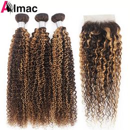 Perruques synthétiques P4 / 27 Honey Blonde et Brown Jerry Curly Bundles de cheveux humains avec fermeture en dentelle 4x4 Extension de cheveux péruviens Remy 220g / Set 10-24In 231211