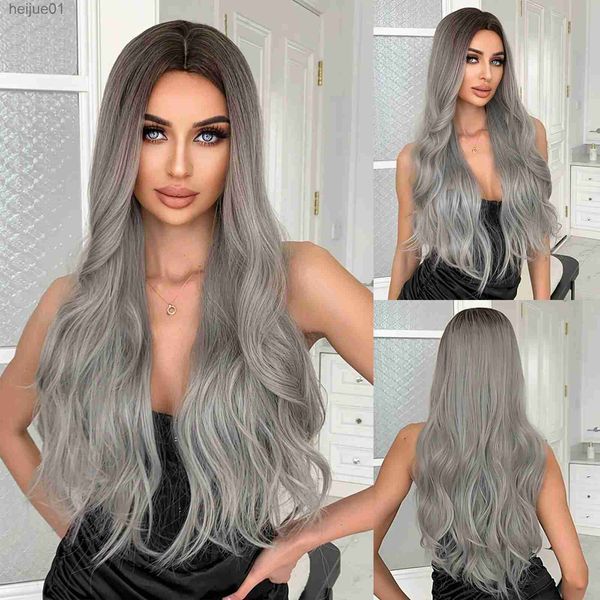 Pelucas sintéticas Gris ceniza plateada Pelucas sintéticas onduladas largas Lolita Cosplay Pelucas de cabello natural para mujeres Fiesta Diaria Parte media resistente al calorL231024