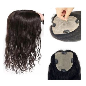 Perruques synthétiques Haut de cheveux européens vierges avec fond de peau 15x15cm et 4 clips ondulés lâches adaptés à la soie tactile respirante pour femmes 231215