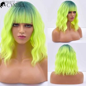 Synthetische Perücken für Damen, Cosplay, kurze Wellen, natürliches Haar, synthetische Perücken mit Pony für Frauen, hitzebeständig, tägliche Ombre-Grünfaser-Perücke, Q240115