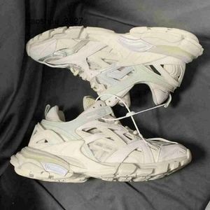 T balencaigalies Designer balencigalies Nieuwe Schoenen Seizoen Triple S TRAINERS 20 Sneakers TRAINERS Luxe Dames Outdoor Mesh en Schoenen Nylon Sneakers TRACK2 08SI