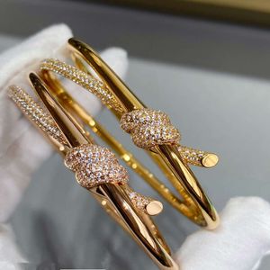 T bracelet à demi-nœud de Version haute avec diamant bracelet à arc torsadé, artisanat en or rose seiko pour femmes