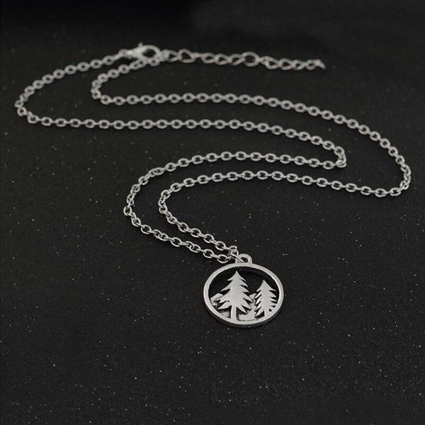 T GG 2017 nouvelle mode montagne forêt arbre de noël pendentif charme collier soeurs filles enfants famille cadeau 2291482659