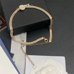 T GG Estilo superior 18K Chapado en oro Latón Cobre Colgante Collar Cadena plana Moda Mujer Diseñador Marca Doble Letra Collares Gargantilla Cadena Joyería de boda Regalo de amor