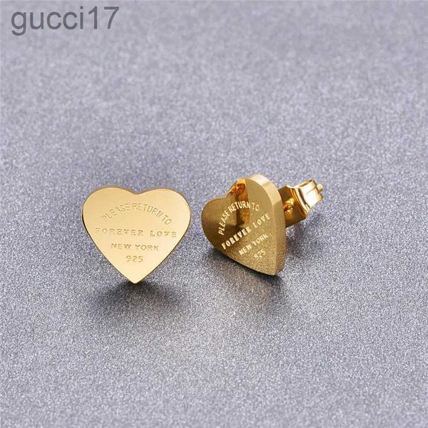 t coeur boucles d'oreilles Designer pour femmes Stud Taille mignonne lettre de luxe en acier inoxydable boucles d'oreilles couples bijoux piercing cadeaux femme accessoires 9507