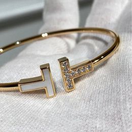 T home double T bracelet titane acier diamant net rouge classique diamant blanc coquille bracelet cadeau d'anniversaire cadeau de vacances avec emballage de boîte-cadeau
