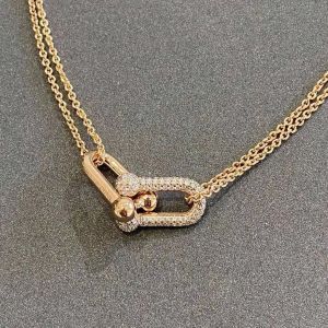 Women's Fashionable Double Horseshoe U-Byte Necklace - Elegant Dual Ring Design, Clavicle Chain, Ideal for Anniversaries & Gifts