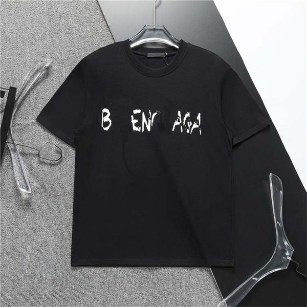 T-shirt pour hommes T-shirts d'été Hommes Femmes Designers T-shirts Marques de mode en vrac Tops Homme S Casual Luxurys Vêtements Street Shorts Vêtements à manches Tshirt Y3