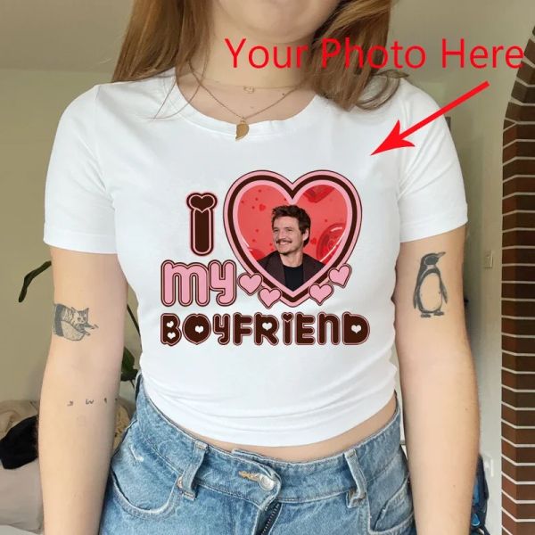 Camiseta Amo a mi novio con tu foto aquí Camiseta recortada para mujer Regalo perfecto personalizado Camiseta para bebé Haz tu propia imagen de camiseta aquí