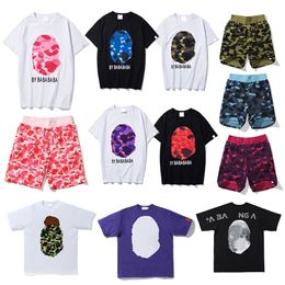 Camiseta para hombres diseñadores camisetas para hombres tiburones de verano tiburones de verano marcas de moda sueltas tops hombre ropa casual street mangas cortas pantalones cortos