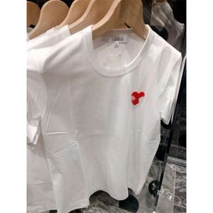 T-shirt Play Femme Designer Top Quality Luxury Fashion T-shirt Summer Brodery Loved Embrodery Double Heart Heart Heart Men Femmes T-shirt à manches courtes