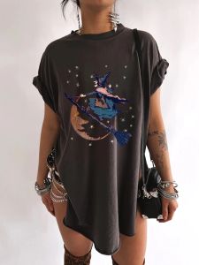 T-shirt Seeyoushy Funny Witch Print Halloween Femmes Tshirt Harajuku Garde à manches courtes Tshirt Vintage Vintage 90S Slit Top Top Clothes