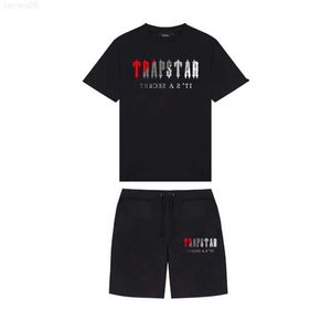 T-shirts 2023 Nouveau Summer Trapstar Imprimé en coton Tshirt Men de plage Shorts Streetwear Tracksuit Men's Sportswear Z0221