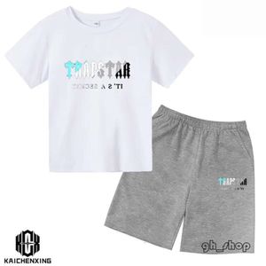 T Shirts 2024 Summer Trapstar T -shirt Kids Boys Beach Shorts Sets Streetwear Tracksuit Men Men Dames Kleding Girls Sportkleding Shirt 3957