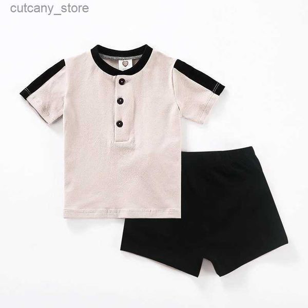 Camisetas 2 unids set ropa de bebé top corto y pantalones cortos niños conjunto casual volantes botón ropa para niños color de contraste moda ropa para niños L240311