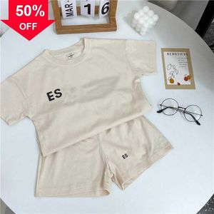 Camisetas Esshoodies Sweinshirts Boy Clothe Ess Ess Sets Kids Designer Clothing Boys Summer Shorts Set Fre2#ESS A 2XLS 2024 Nuevas modas 343