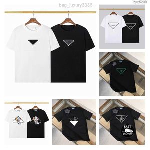 T-shirts pour hommes femmes Tee Clothes Summer Designer Vintage Shirts Streetwear Hand Print Cotton Tshirt Casual Mens Tee Shirt