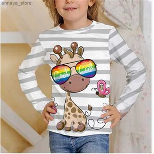T-shirts meisjes lange mouwen t-shirt gratis levering giraf voor tieners met zonnebril leuke gedrukte herfst 2023 modieuze kinderen kleding 18 beschikbare 2405
