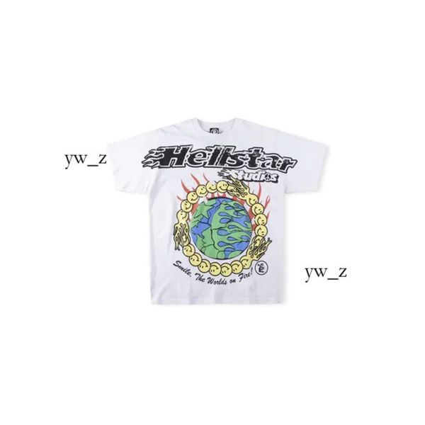 T-shirts Hellstar Studios Earth Print Trendy Hip-hop Manches Courtes Homme Femmes T-shirts Unisexe Couverture En Coton Hommes Vintage T-shirts D'été Lâche Tee Rock Tenues 3066