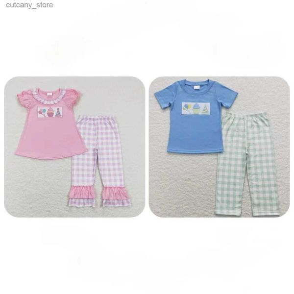 T-shirts infantile enfants anniversaire vêtements de nuit tenue enfant en bas âge manches courtes chemise de broderie hauts enfants pantalons à carreaux bébé garçon fille ensemble pyjamas L240312