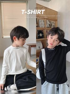 T-shirts Ivan Yiwan kleding herfstkleding kinderen trendy koele halslijn brief ondergoed blouse boys voor lange mouw t-shirt 230327