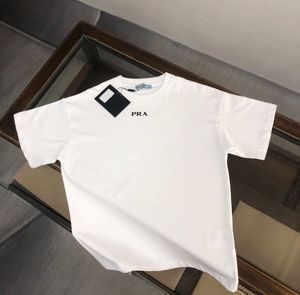T-shirts Men Designer White T-shirt Casual Fashion T-shirt T-shirt Men Femmes Vêtements de rue 847