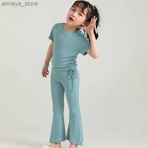 T-shirts Zomermeisje Kledingpak Round-Neck Round-Neck Blouse+Flaar Laubl Laded BROWS Simple Design Fashion Casual Outing Sets Kids Outfitl2404