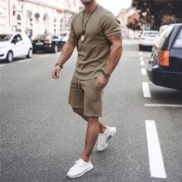 TA TO MEN S Tracksuit 2 -delige Set Zomer Solid Sport Hawaiiaans pak Korte mouw T -shirt en shorts Casual Fashion Man Clothing 220613