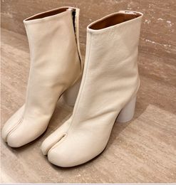 Tabi Boots Chaussures de créateurs épais talon rond Round Fashion Botkle Boots Neutral Split Tee Boots