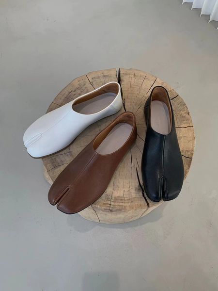 Tabi MM6 Nouvelles chaussures Asigo Lefu à bout fendu pour femme avec cheval en un pas, pieds de cochon et talons, chaussures simples