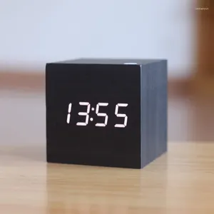 TABEL Klokken Antiek kantoor Mood Vintage Digital Clock LED Retro gepersonaliseerde korte kunst Silent Watch Gift Small Electronic