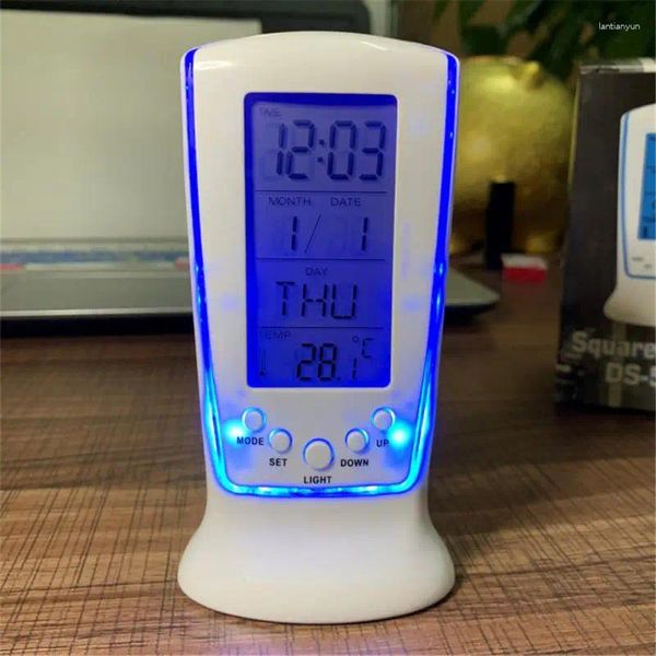 Relojes de mesa Calendario Temperatura despertador digital con luz múltiple de luz trasera