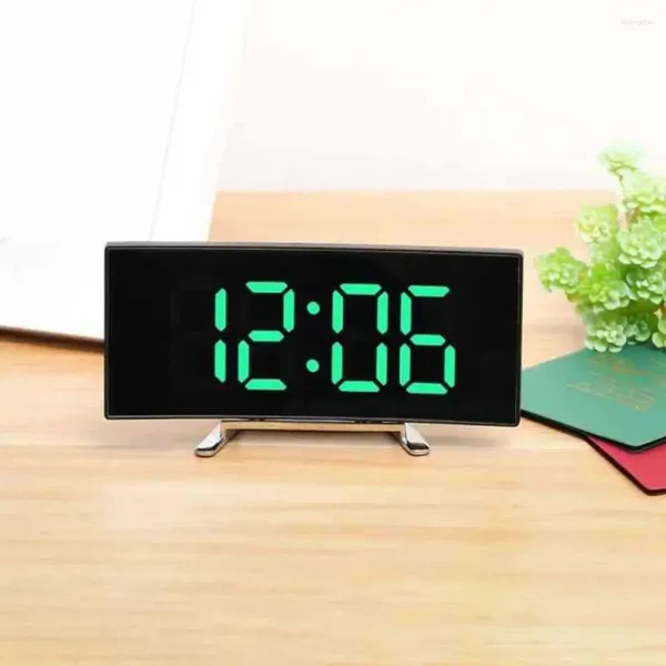 Relojes de mesa pantalla curva de despertador Números LED llamativos digitales para la decoración del dormitorio ajustable