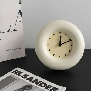 Horloges de table Mignon Stéréo INS Wind Clock Batterie Siège en fer forgé avec mouvement silencieux Mur décoratif Petit rond