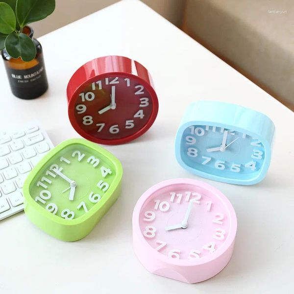 Relojes de mesa Personalidad de escritorio Estudiante Reloj para niños Mesita de noche Cuarzo silencioso Knick-Knacks Alarma electrónica