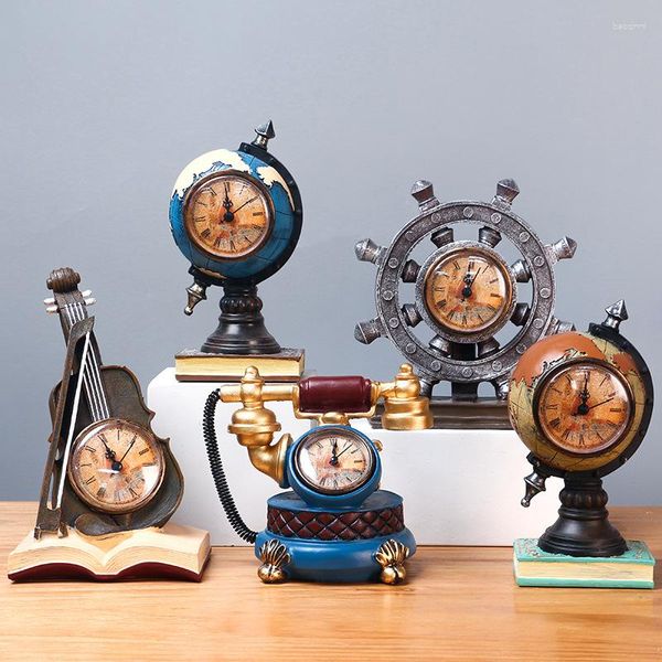 Horloges de table Horloge européenne Ornement Instrument de musique rétro Creative Home Crafts