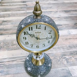 Tabel klokken Europees Creative Desk Digital Clock Alarm Vintage Nixie Luxury Office Antiques Budzik Watch 50zz