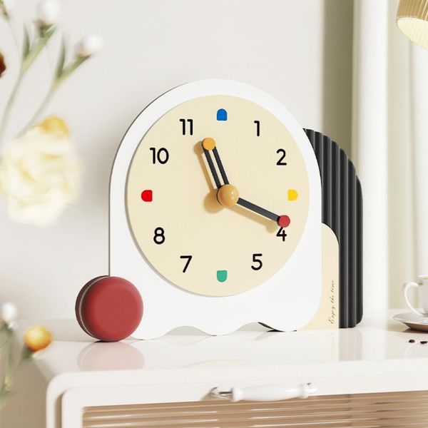 Relojes de mesa, luz de escritorio para el hogar, reloj de lujo nórdico de gama alta, adornos para gabinete de TV, arte creativo para niña