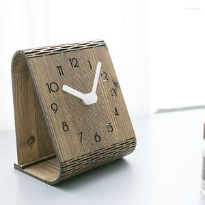 Horloges de table Horloge de bureau simple et moderne Décoration de table en bois Coloré tridimensionnel Combinable Muet
