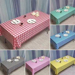 Tableau 1PC Nappement en plastique jetable imperméable à l'huile Couverture rectangulaire de mariage Party Plaid Picnic Mat Home Decoration