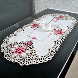 Nappe de table ovale vintage brodée en dentelle, drapeau européen rustique, ornement de tables florales, tissu satiné, décoration de la maison, 1 pièce