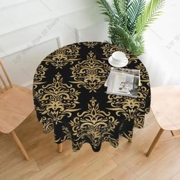 Table en chiffon habillé damasque