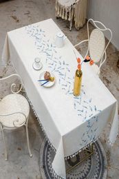 Nappe de table en lin décoratif en plumes brodées avec pompon, imperméable à l'huile, épaisse, rectangulaire, pour Table à manger de mariage, J2210182399052