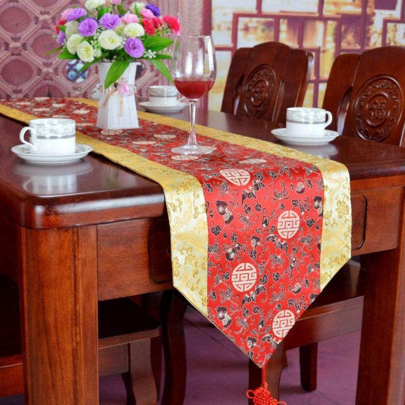 Tischdecke High-End-rote Stickerei im chinesischen Stil Teezeremonie Hochzeit Abdeckung Läufer Tischdecke Dekoration